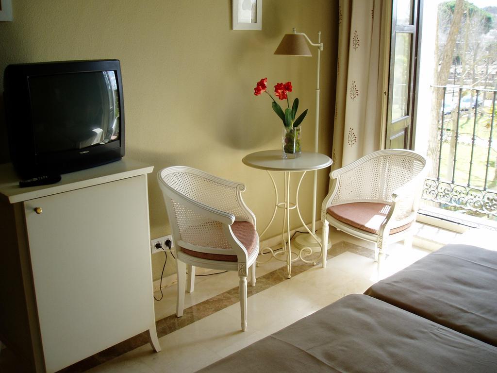 Hotel Parque Balneario Termas Pallares Alhama de Aragón 部屋 写真
