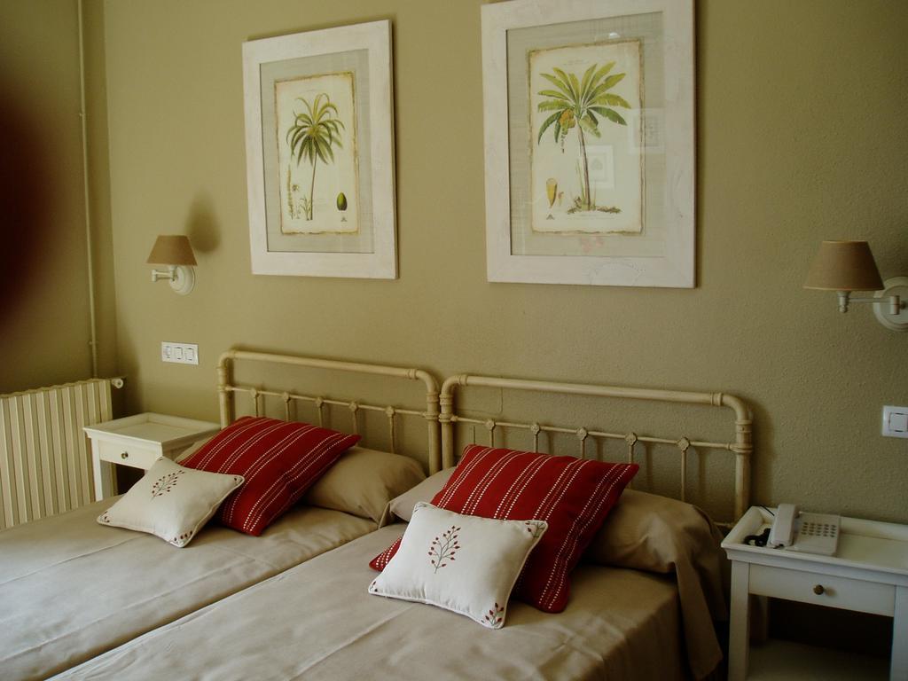 Hotel Parque Balneario Termas Pallares Alhama de Aragón 部屋 写真